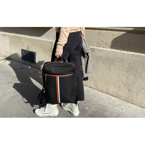 sac à dos ville upcyclé en tissu automobile noir