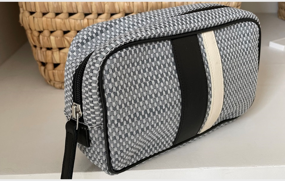 Black and white leather toiletry bag Billy