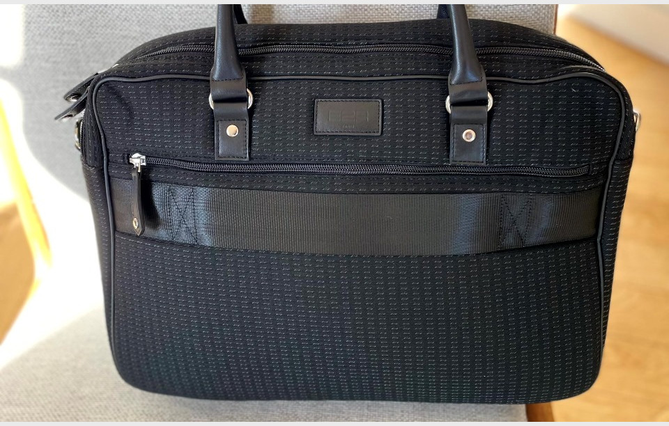 Black 15 inches laptop Bag for man William AllB1