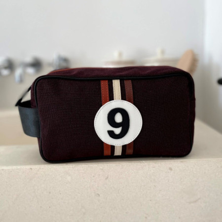 trousse de toilette en toile bordeaux et cuir idée cadeau