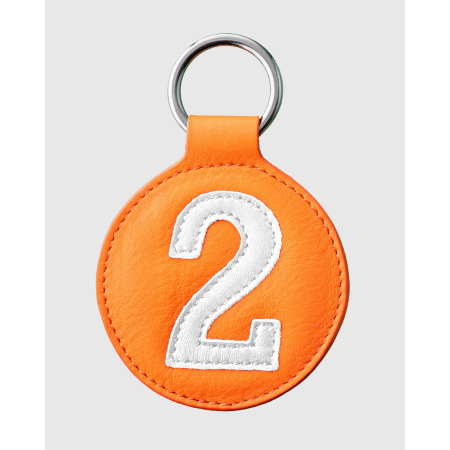 Porte clés vintage en cuir orange et blanc numéroté - E2R