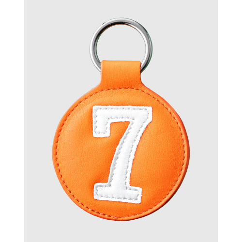 Porte clés vintage en cuir orange et blanc numéroté - E2R